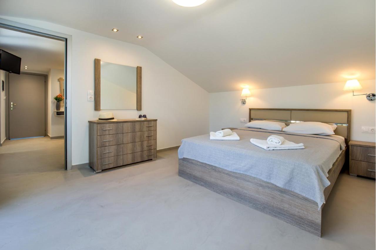 Haus Sofi Hotel Pefkari Bagian luar foto
