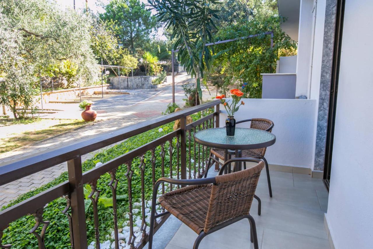 Haus Sofi Hotel Pefkari Bagian luar foto